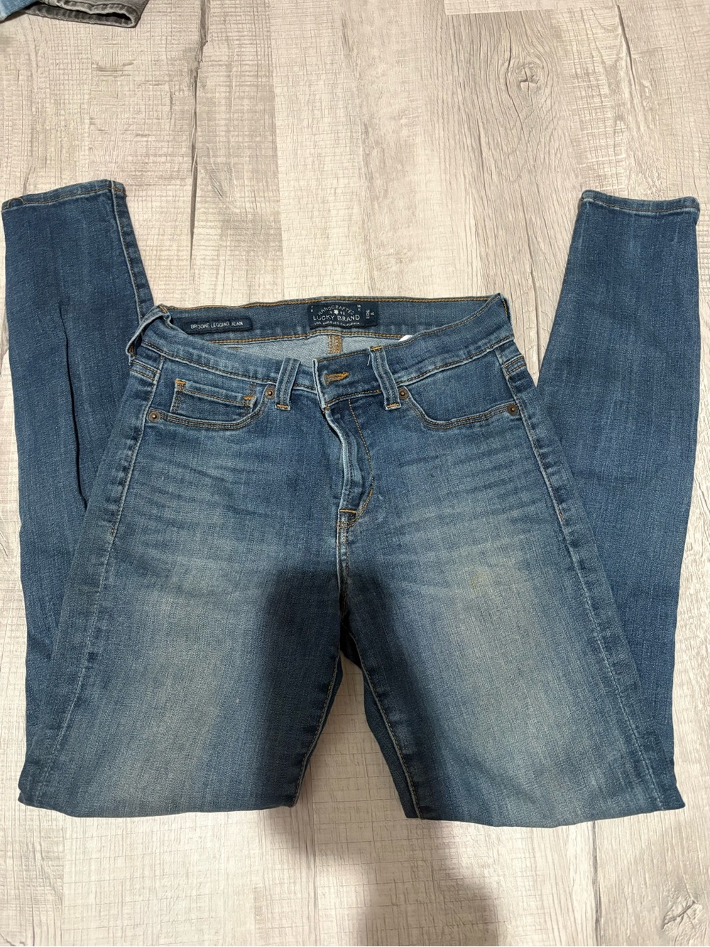 Lucky Brand Women's Blue Skinny Jeans - Faded Medium Wash